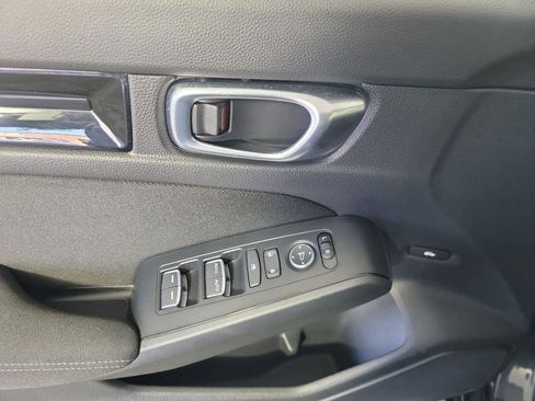 Certified 2025 Honda Civic Sport image 36