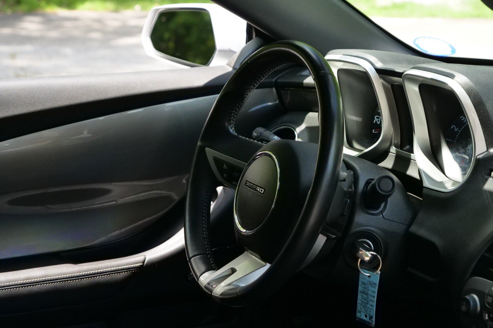 Used 2010 Chevrolet Camaro SS RWD image 35