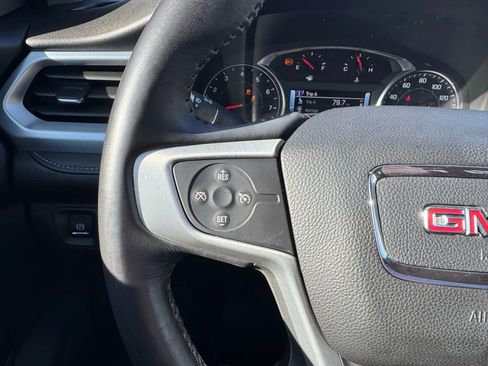 Used 2017 GMC Acadia SLT image 14