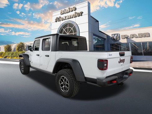 New 2025 Jeep Gladiator Rubicon w/ Safety Group image 9