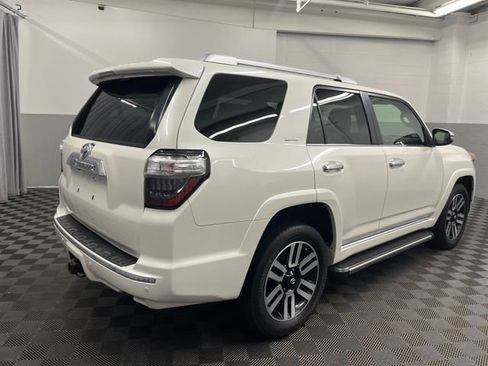 Used 2016 Toyota 4Runner Limited AWD/4WD image 4
