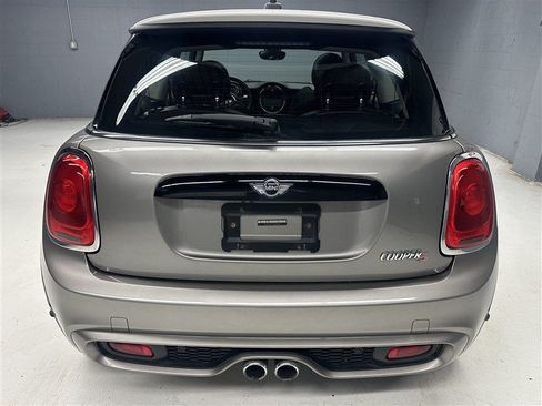 Used 2018 MINI Cooper S FWD image 6