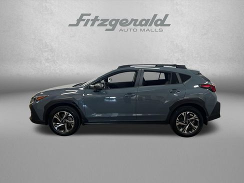 Used 2024 Subaru Crosstrek 2.0i Premium AWD/4WD image 2
