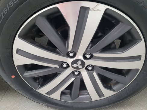 Used 2020 Mitsubishi Outlander Sport ES FWD image 31
