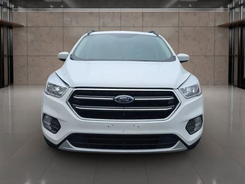 Used 2018 Ford Escape SE FWD image 4