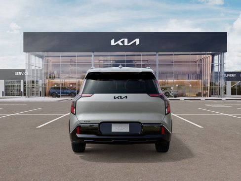 New 2026 Kia EV9 Land w/ Nightfall Edition Package AWD/4WD image 5