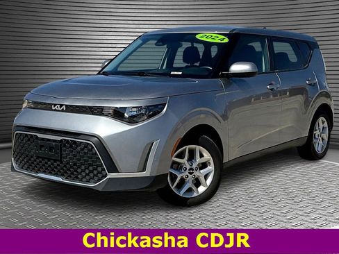 Used 2024 Kia Soul LX w/ Option Group 015 image 1