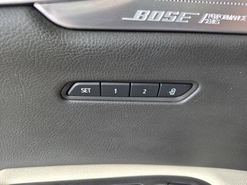 Used 2025 Cadillac XT6 Sport w/ Technology Package AWD/4WD image 21