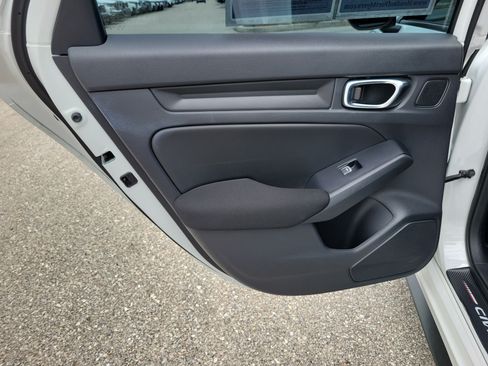Used 2024 Honda Civic Sport image 14