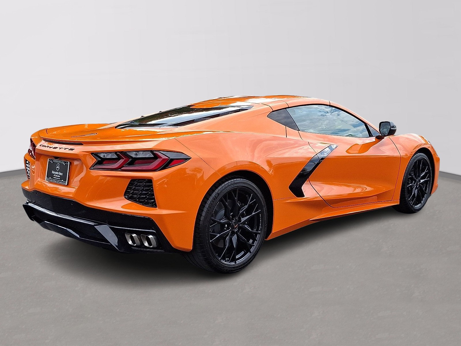 Used 2023 Chevrolet Corvette Stingray Coupe w/ 1LT RWD image 4