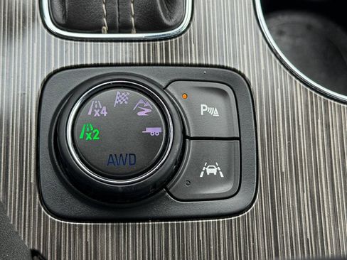 Used 2019 GMC Acadia SLT w/ LPO, Floor Liner Package AWD/4WD image 54