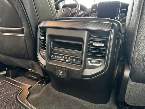 Used 2023 RAM 1500 Limited AWD/4WD image 19