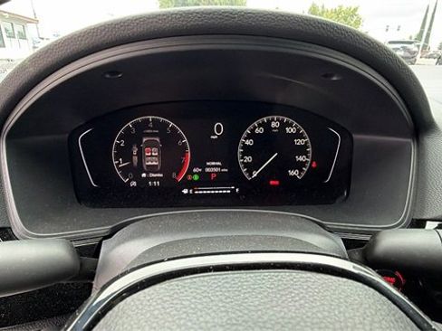 Used 2025 Honda Civic Sport image 29