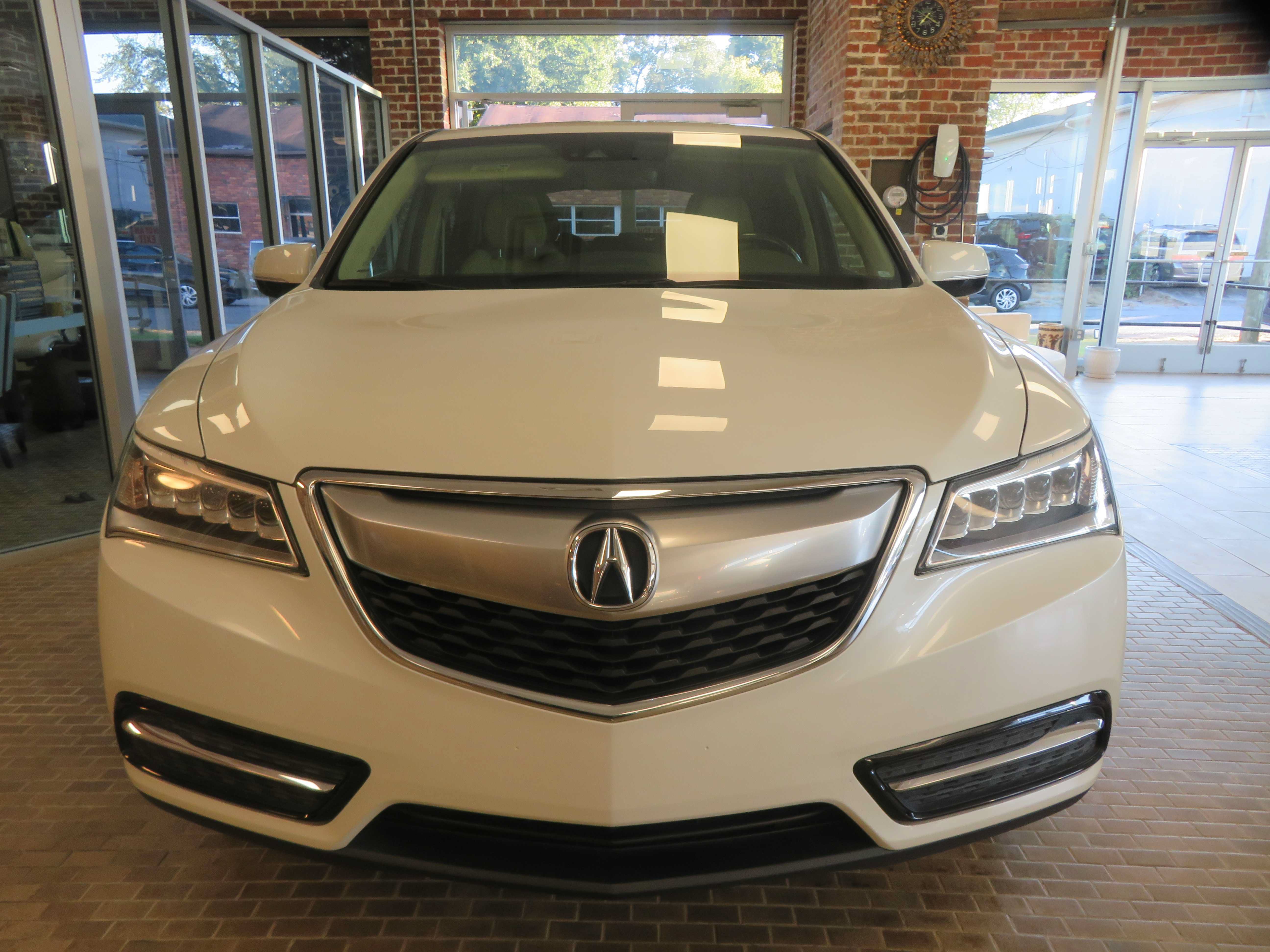 Used 2016 Acura MDX w/ Technology Package AWD/4WD image 2