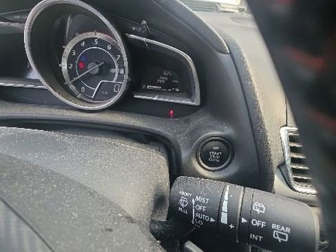 Used 2016 MAZDA MAZDA3 s Grand Touring FWD image 16