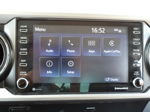 Used 2020 Toyota Tacoma SR5 w/ Technology Package AWD/4WD image 61