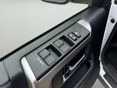 Used 2024 Toyota 4Runner SR5 image 10