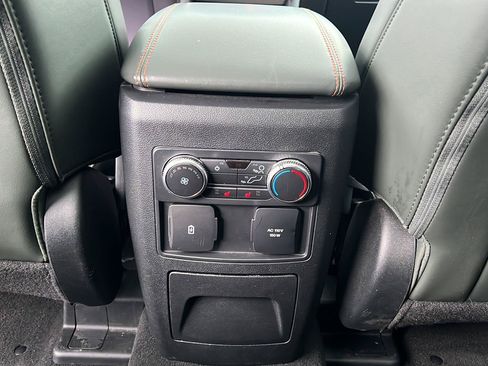 Used 2022 Ford Explorer Timberline w/ Timberline Technology Package AWD/4WD image 18