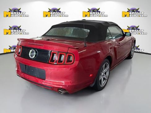 Used 2013 Ford Mustang GT Premium w/ Electronics Pkg RWD image 4