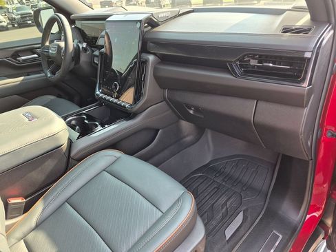 Used 2026 GMC Yukon XL AT4 w/ AT4 Premium Plus Package AWD/4WD image 26