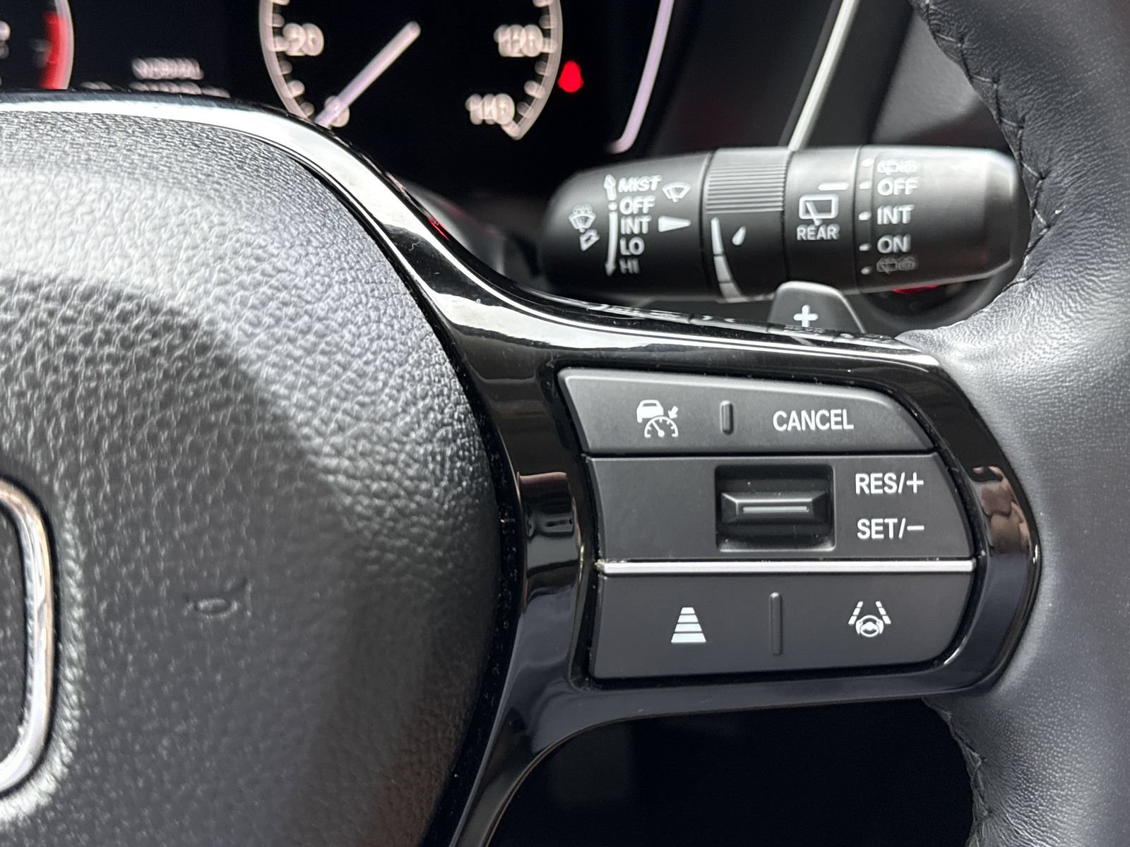 Used 2023 Honda Pilot Touring image 24