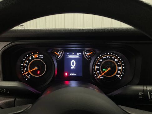 Used 2024 Jeep Wrangler Sport AWD/4WD image 26