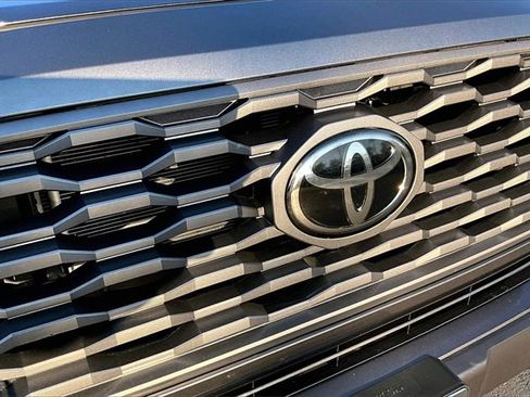 Used 2023 Toyota Tacoma TRD Off-Road w/ Technology Package image 32