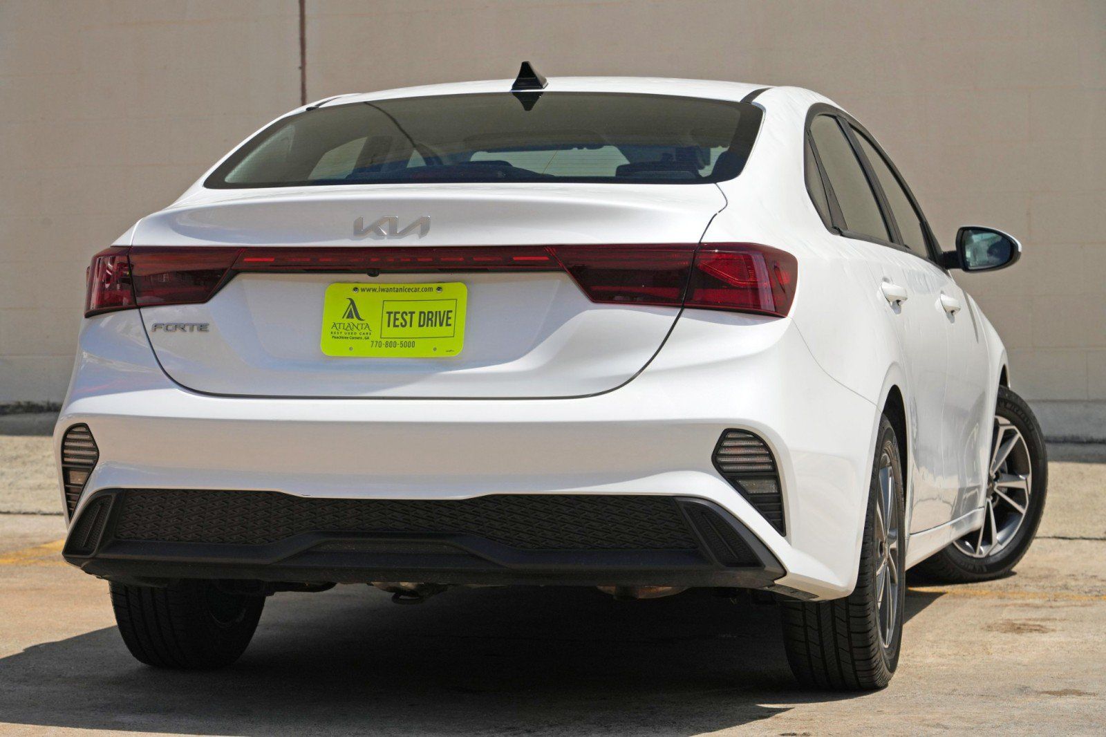 Used 2022 Kia Forte LXS FWD image 4
