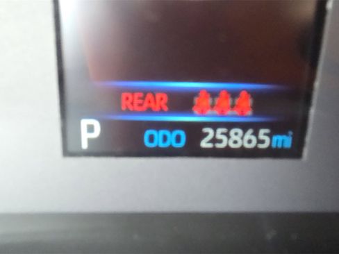 Used 2025 Toyota Corolla LE image 11