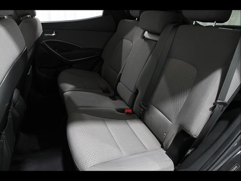 Used 2018 Hyundai Santa Fe Sport AWD/4WD image 17