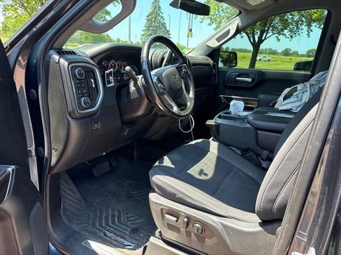 Used 2021 Chevrolet Silverado 1500 RST AWD/4WD image 13