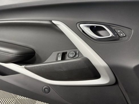Used 2020 Chevrolet Camaro LS image 16