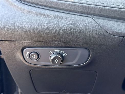 Certified 2025 Buick Encore GX Sport Touring w/ Comfort Package FWD image 17