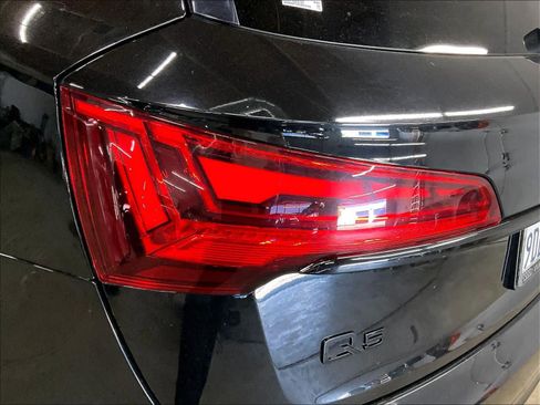 Certified 2023 Audi Q5 2.0T Premium Plus AWD/4WD image 29