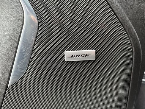 Used 2021 GMC Yukon SLT image 10