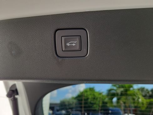 New 2026 Buick Envista Sport Touring w/ Convenience I Package FWD image 9