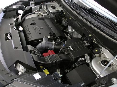 Used 2023 Mitsubishi Outlander Sport LE image 35