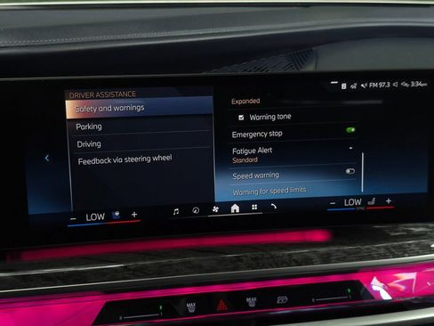 Used 2024 BMW i7 eDrive50 w/ Executive Package RWD image 61