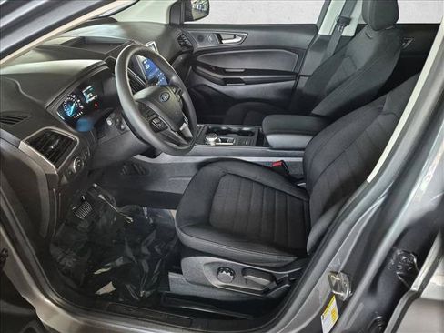 Used 2022 Ford Edge SE w/ Black Appearance Package AWD/4WD image 17