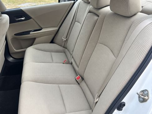 Used 2016 Honda Accord LX image 24