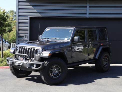 Used 2022 Jeep Wrangler Unlimited Rubicon w/ Xtreme Recon 35" Tire Package AWD/4WD image 1
