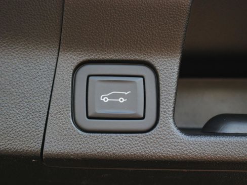 Used 2023 GMC Acadia AT4 AWD/4WD image 11