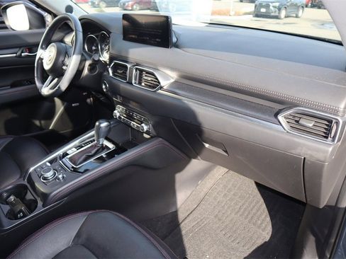 Used 2021 MAZDA CX-5 Carbon Edition image 26