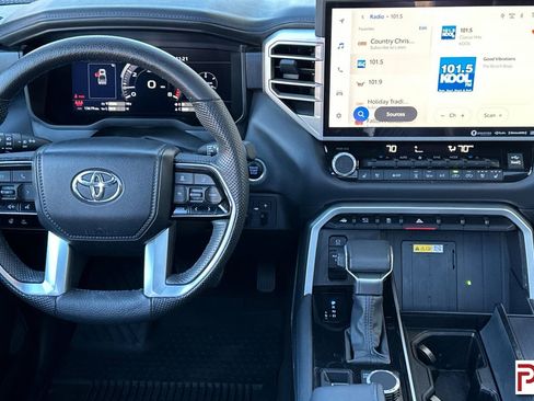 Used 2024 Toyota Tundra Platinum image 17