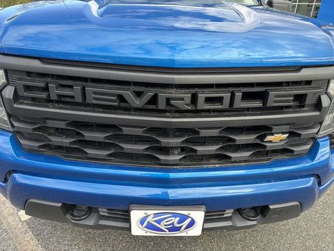 Used 2023 Chevrolet Silverado 1500 Custom AWD/4WD image 32