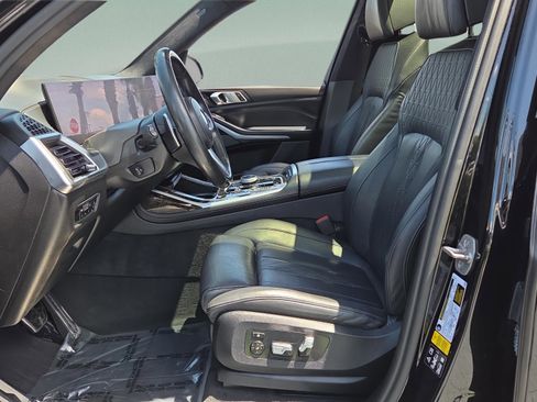 Used 2023 BMW X7 xDrive40i w/ Executive Package AWD/4WD image 9