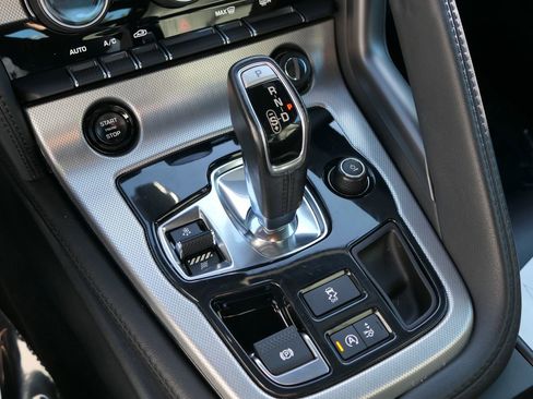 Used 2017 Jaguar F-TYPE Coupe image 23