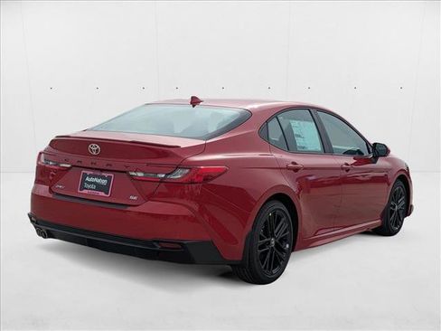 New 2025 Toyota Camry SE image 2