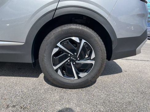 Used 2025 Kia Sportage LX AWD/4WD image 10
