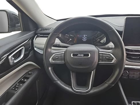 Used 2022 Jeep Compass Limited AWD/4WD image 19